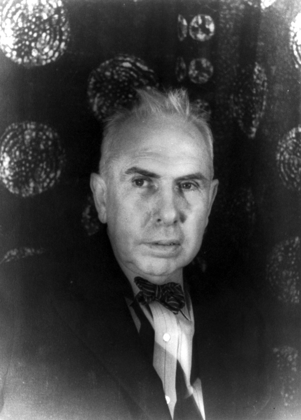 Theodore Dreiser photo