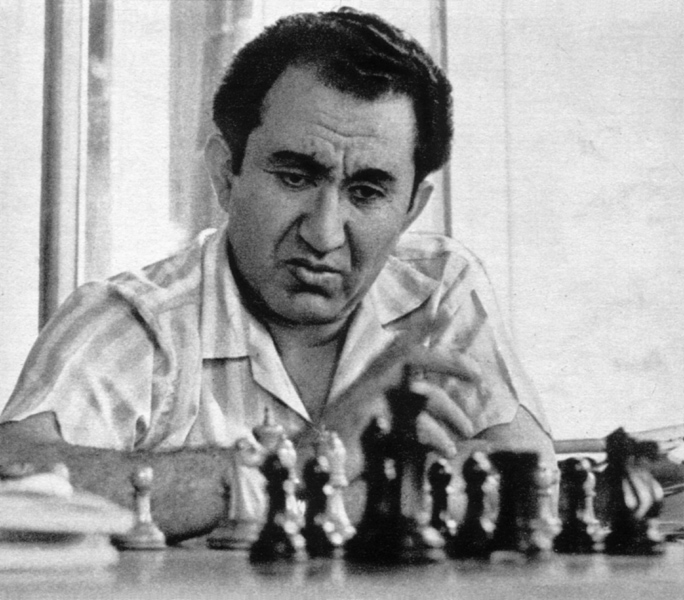 Tigran Petrosian photo