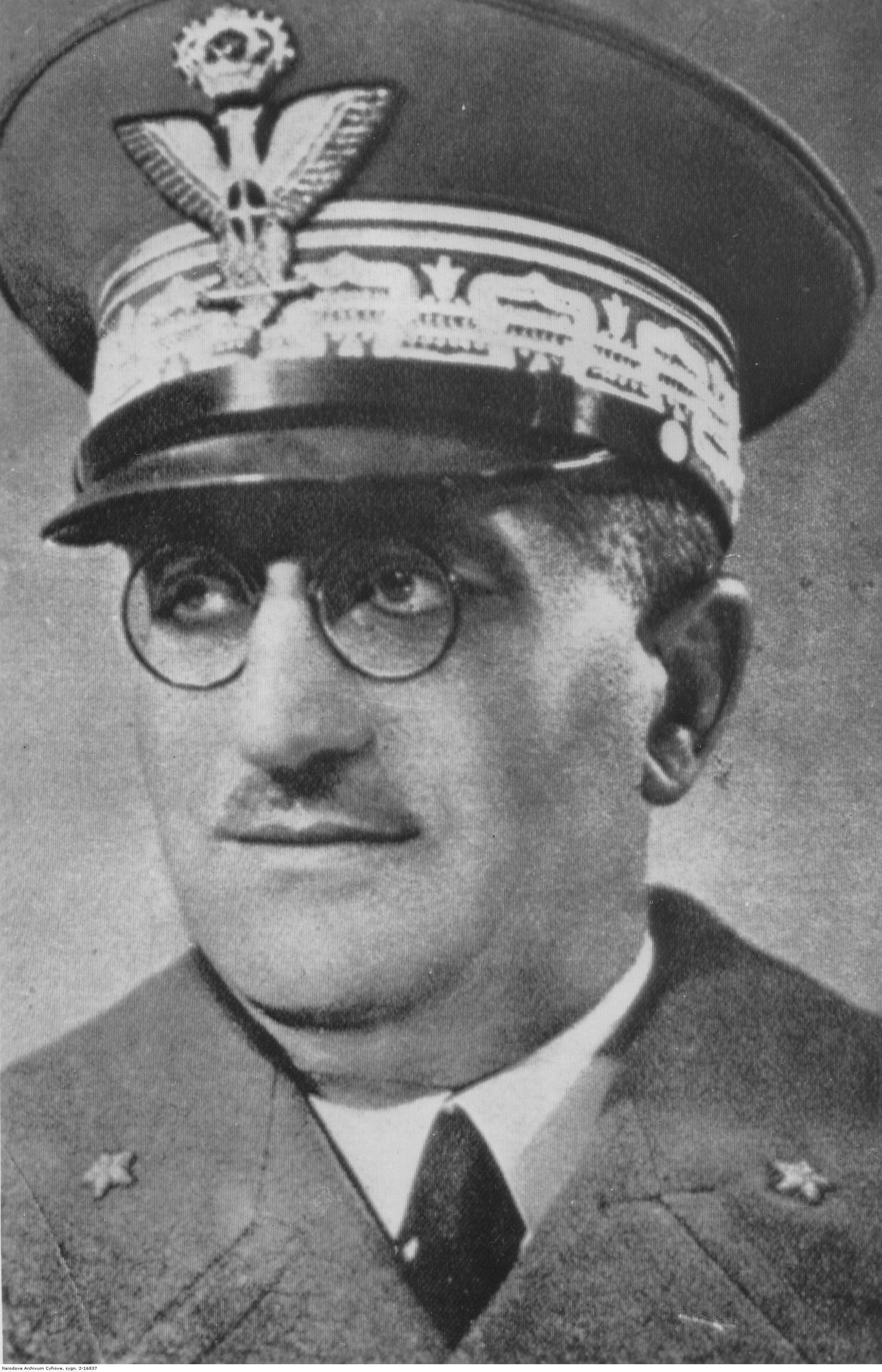Ugo Cavallero photo