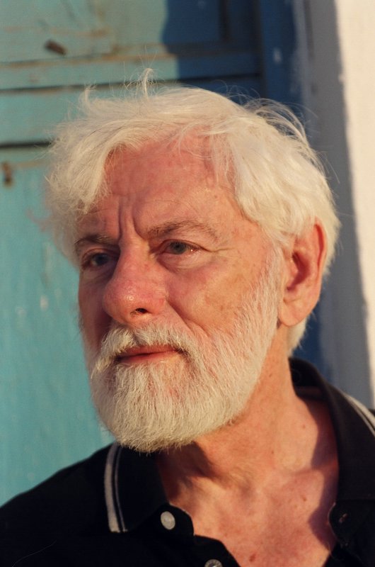 Uri Avnery photo