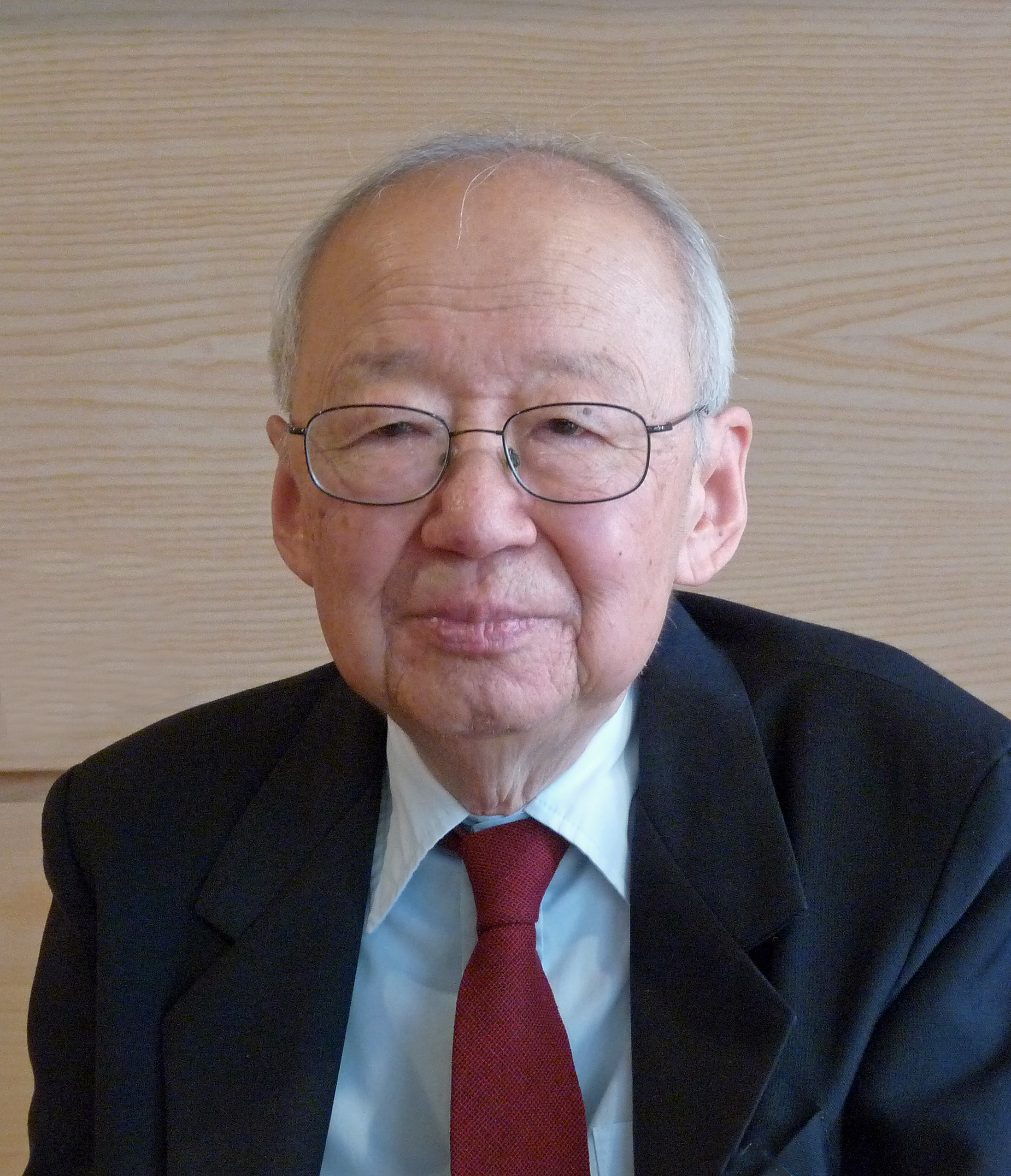 Yi-Fu Tuan photo