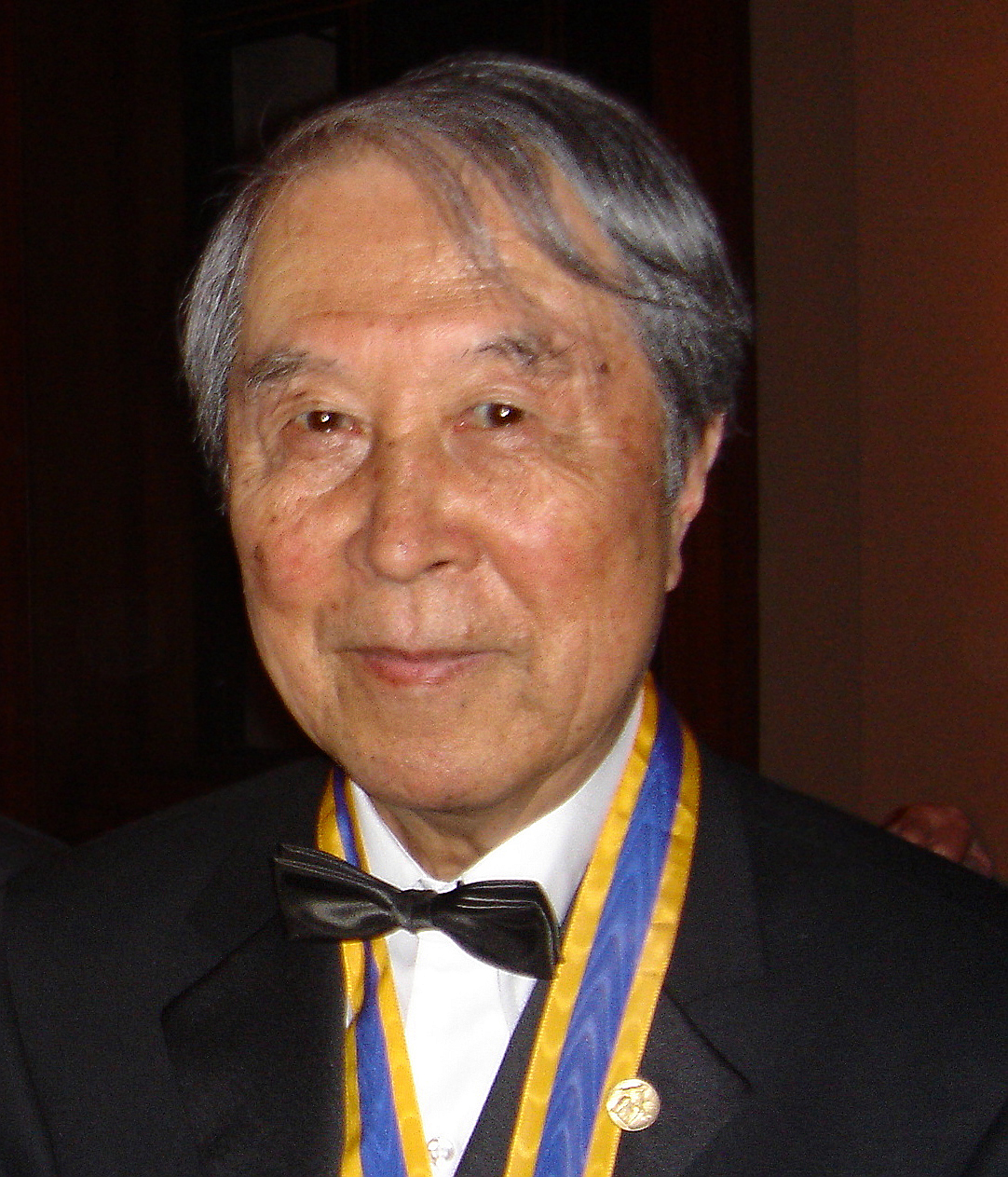 Yoichiro Nambu photo