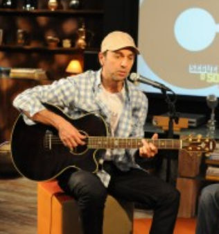 Zeca Baleiro photo